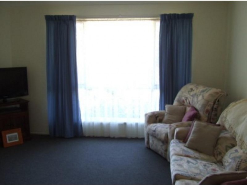 14 Macarthur Drive, Kallangur QLD 4503