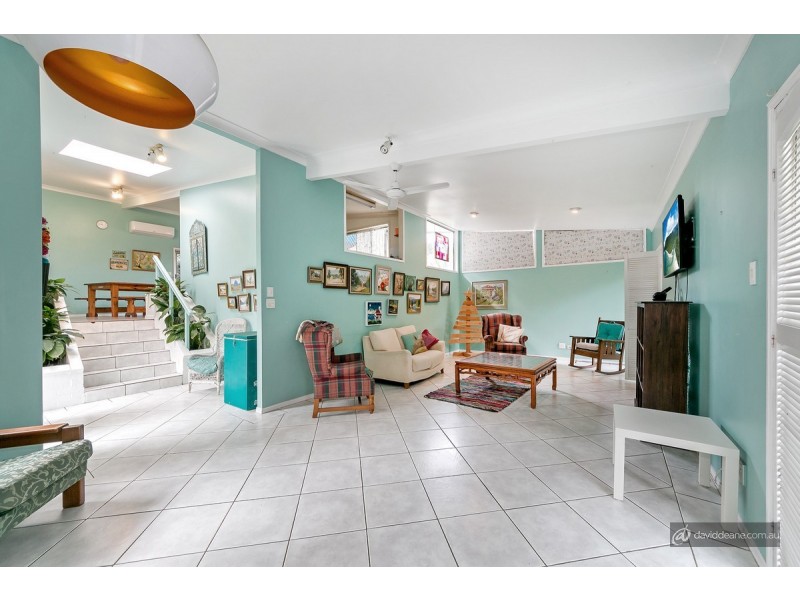 8 Champagne Street, Petrie QLD 4502