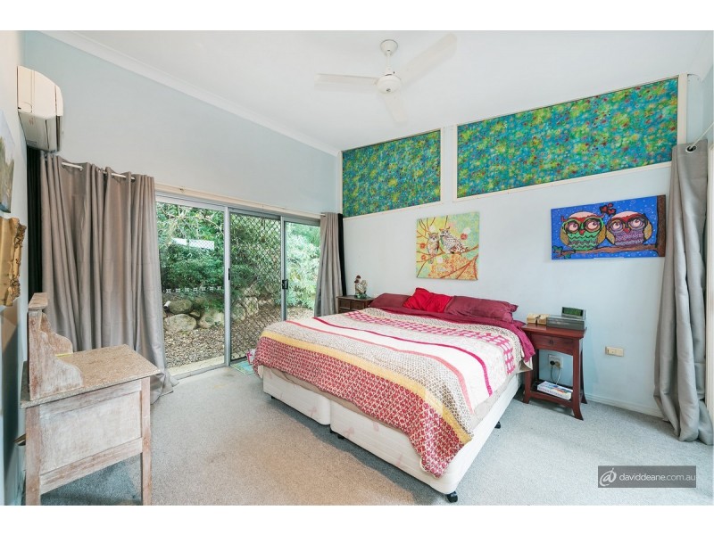 8 Champagne Street, Petrie QLD 4502