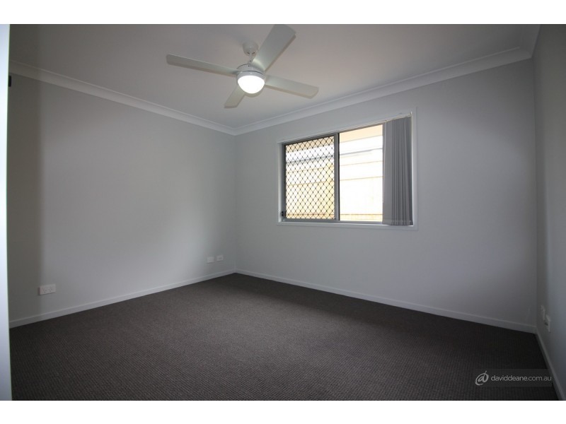 2/12 Campbell Street, Kallangur QLD 4503