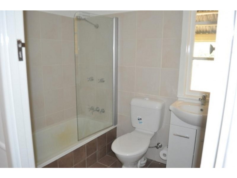 10 Windrest St, Strathpine QLD 4500