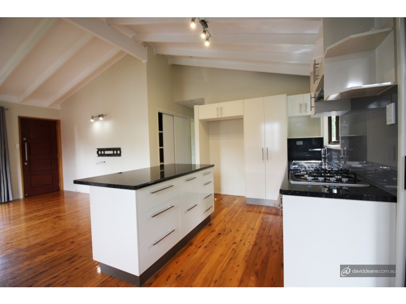 84 Nanbaree Drive, Bray Park QLD 4500