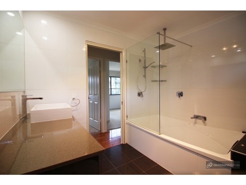 84 Nanbaree Drive, Bray Park QLD 4500