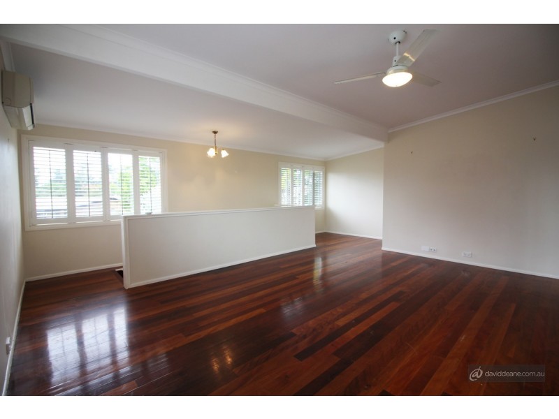 33 Paul Street, Kallangur QLD 4503