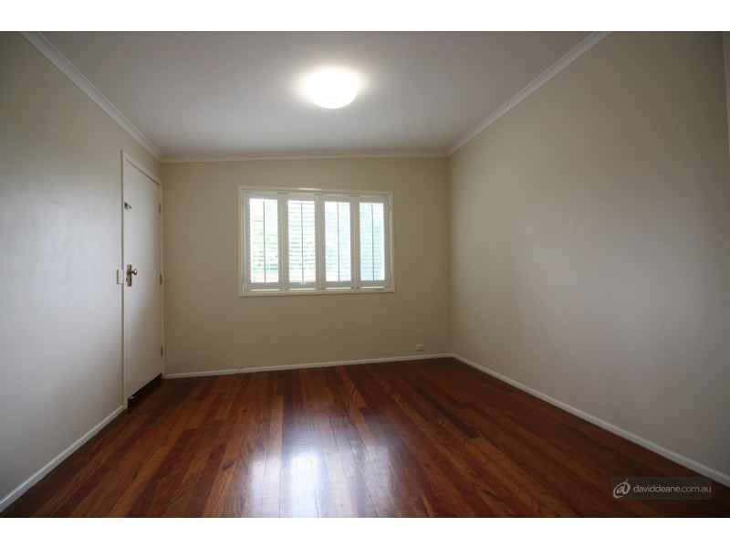 33 Paul Street, Kallangur QLD 4503