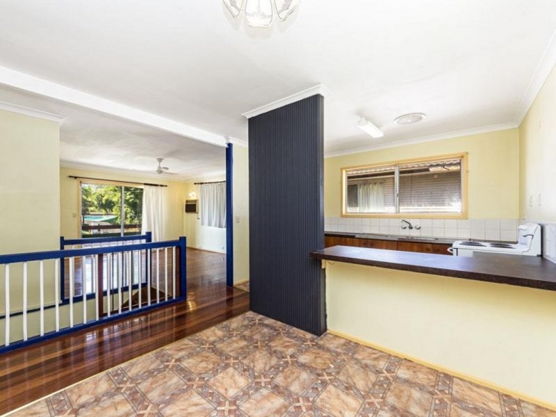 15 Valiant Cr, Strathpine QLD 4500