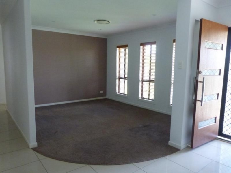 63 Everest St, Warner QLD 4500