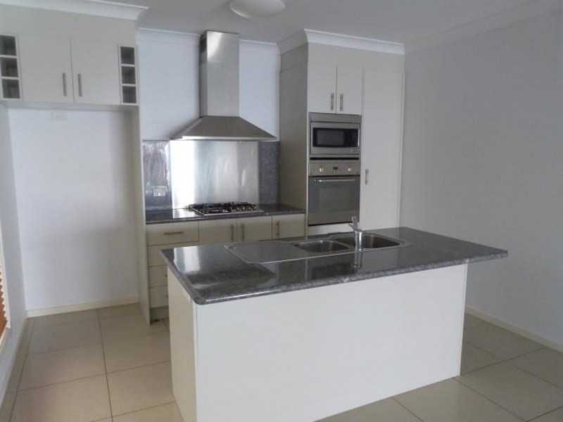 63 Everest St, Warner QLD 4500