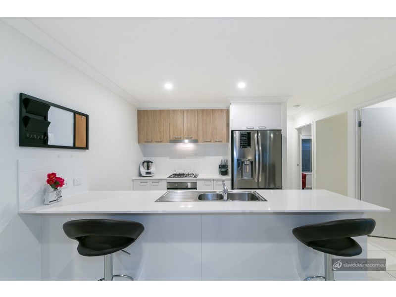17 Gardenia Circuit, Dakabin QLD 4503