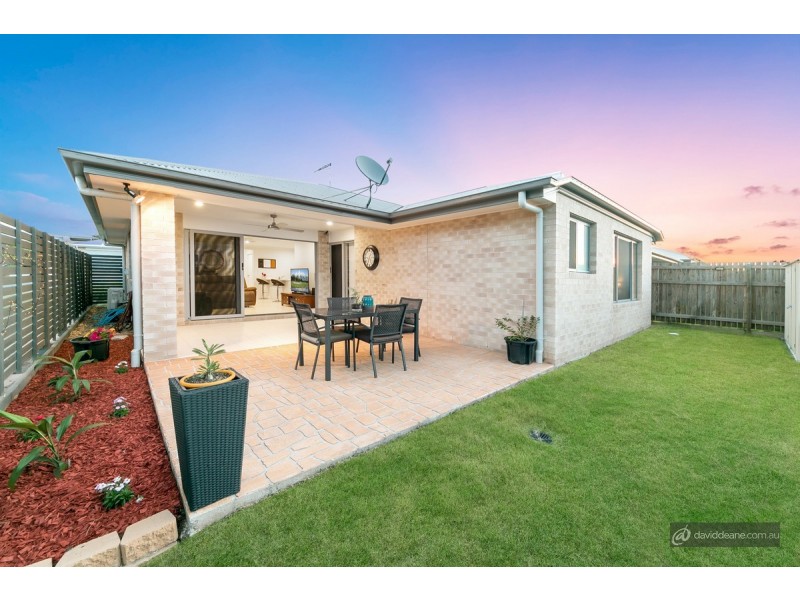 17 Gardenia Circuit, Dakabin QLD 4503
