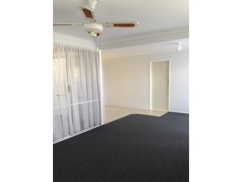 31 Windrest St, Strathpine QLD 4500