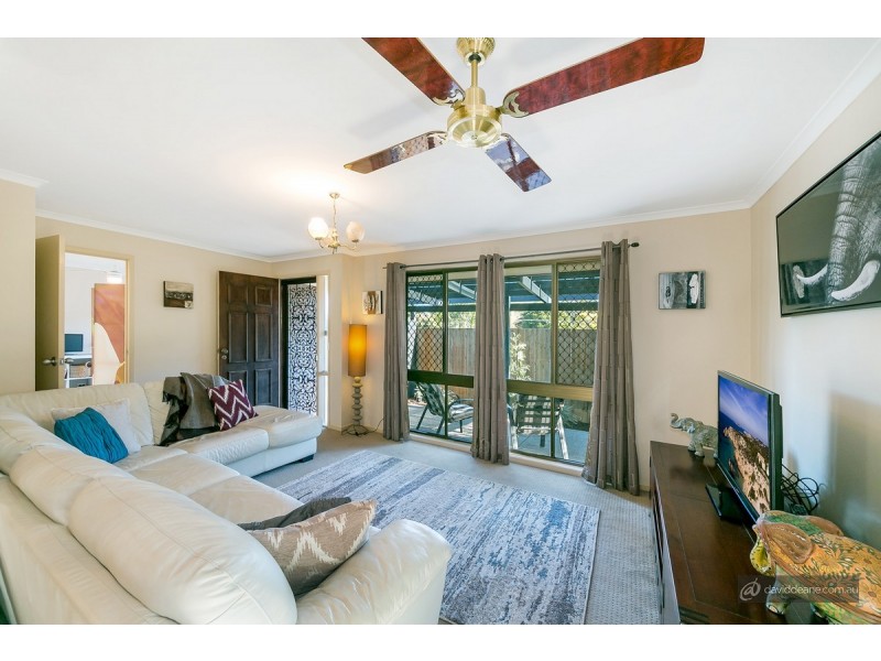 4 Cowal Court, Petrie QLD 4502