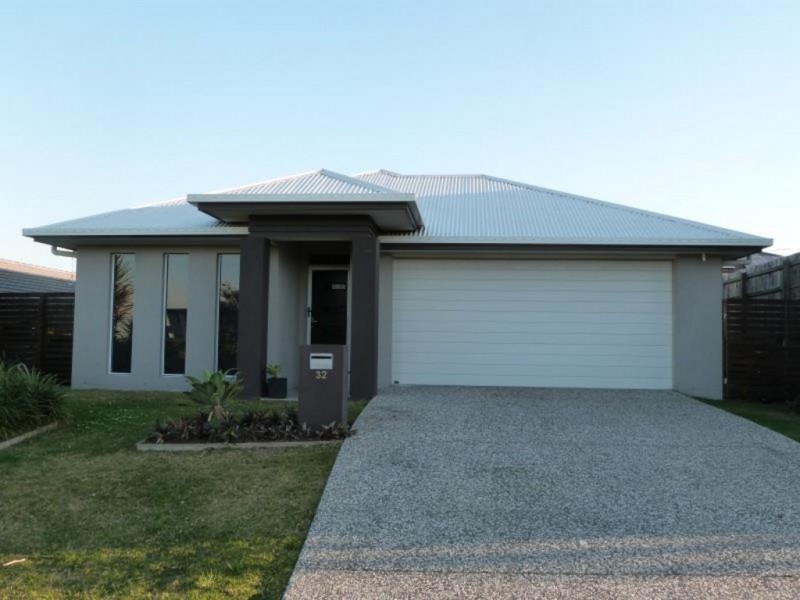 32 Hume Cct, Warner QLD 4500