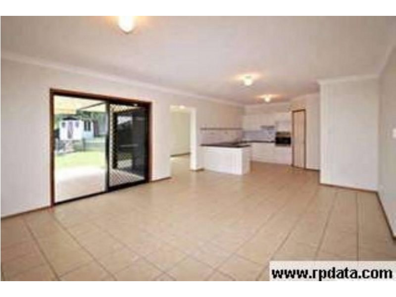 7 Calliston Ct, Cashmere QLD 4500