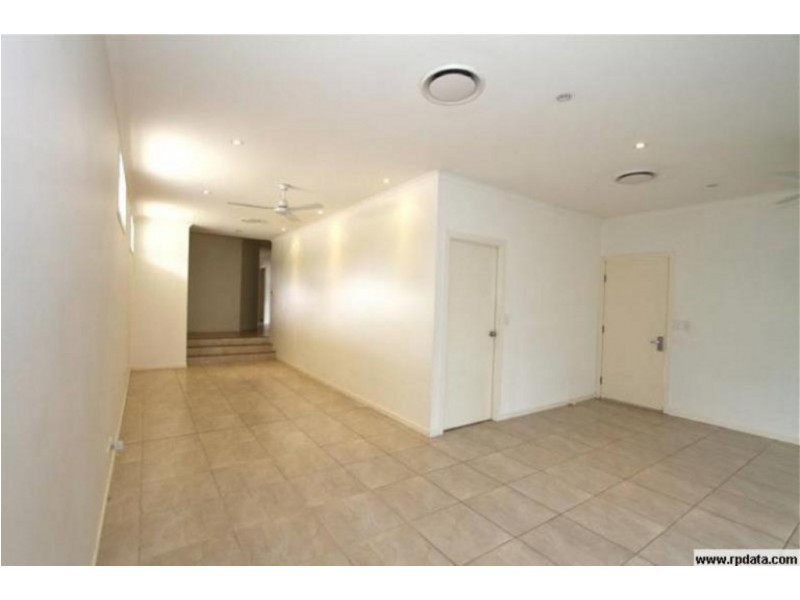 12 Paul St, Brighton QLD 4017