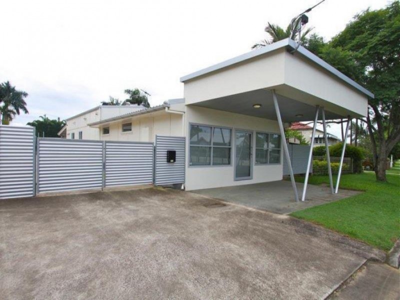 12 Paul St, Brighton QLD 4017