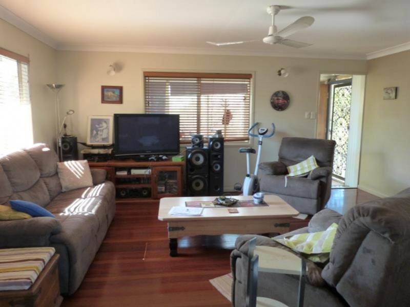 6 Woodbury Ave, Bray Park QLD 4500