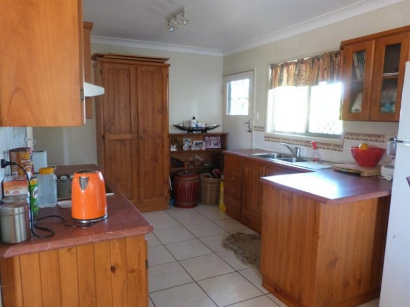 6 Woodbury Ave, Bray Park QLD 4500