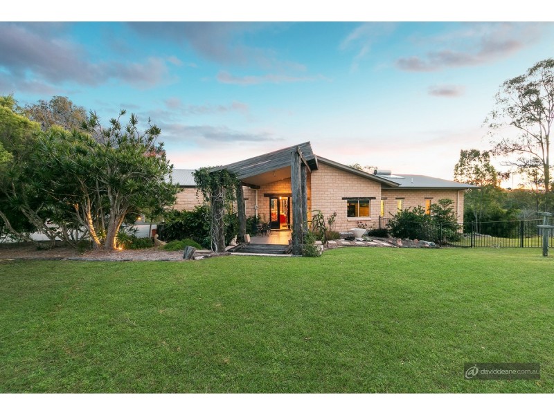 21 Andrew Clarke Road, Whiteside QLD 4503