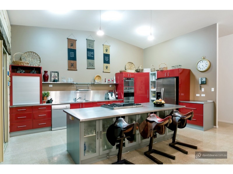 21 Andrew Clarke Road, Whiteside QLD 4503