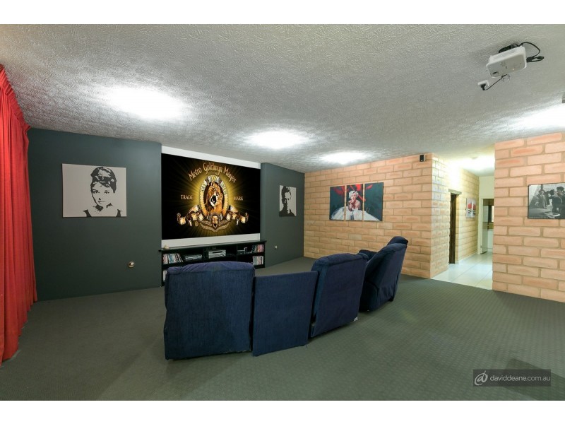 21 Andrew Clarke Road, Whiteside QLD 4503