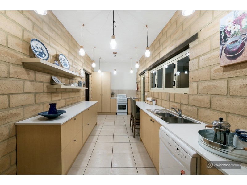 21 Andrew Clarke Road, Whiteside QLD 4503