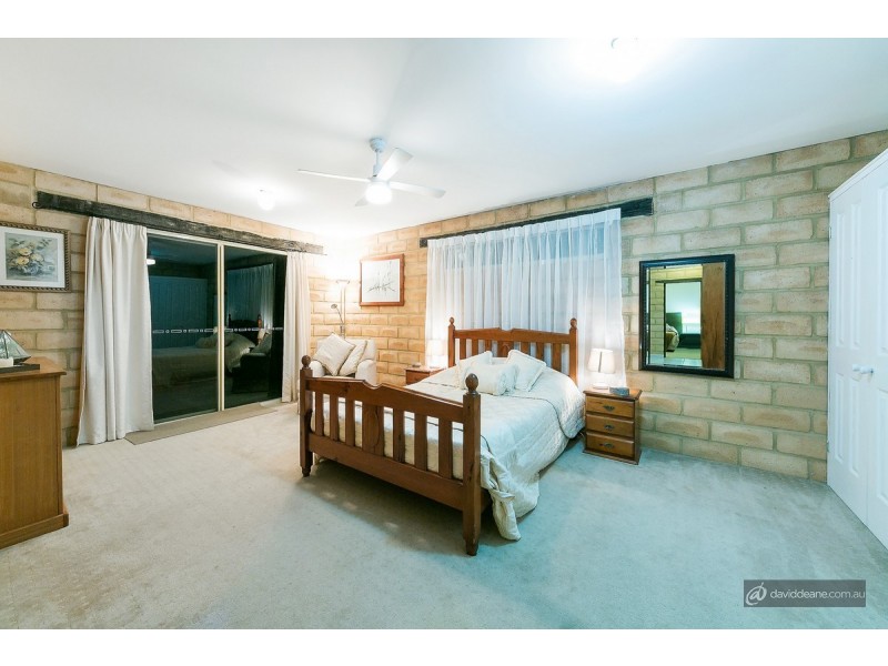 21 Andrew Clarke Road, Whiteside QLD 4503