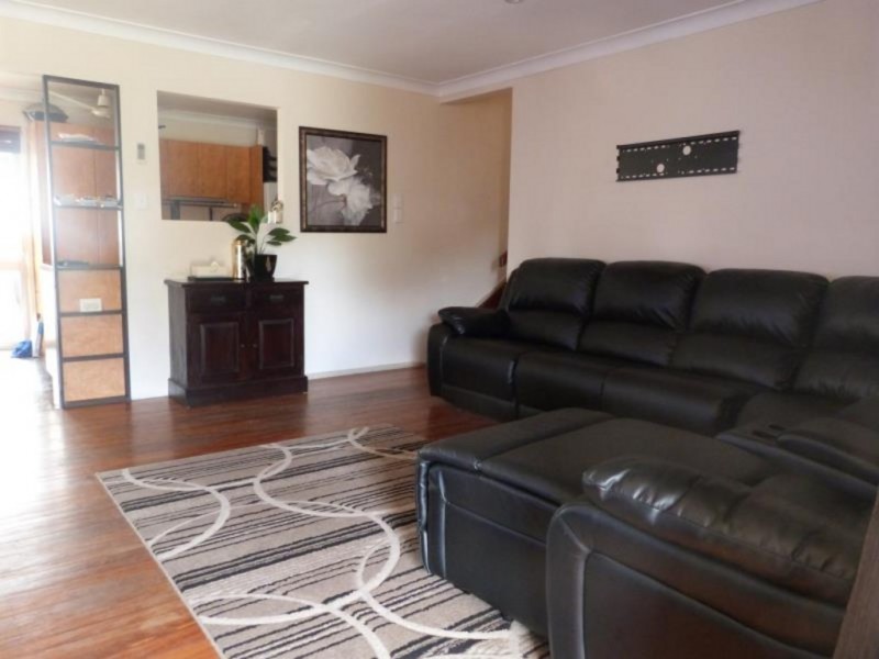 31 Peter Street, Strathpine QLD 4500