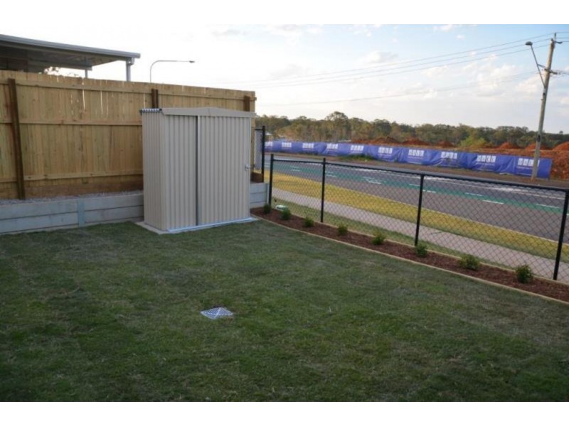 75B Braxlaw Cr, Dakabin QLD 4503