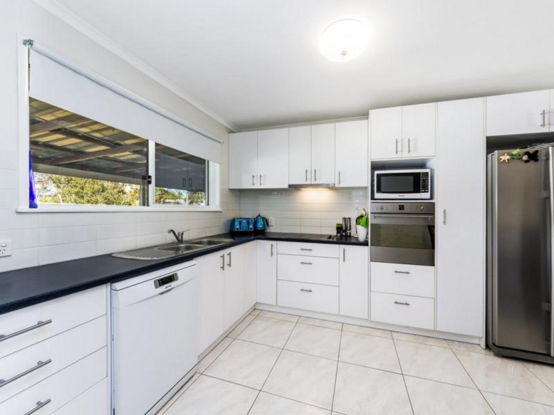 18 Comino St, Strathpine QLD 4500