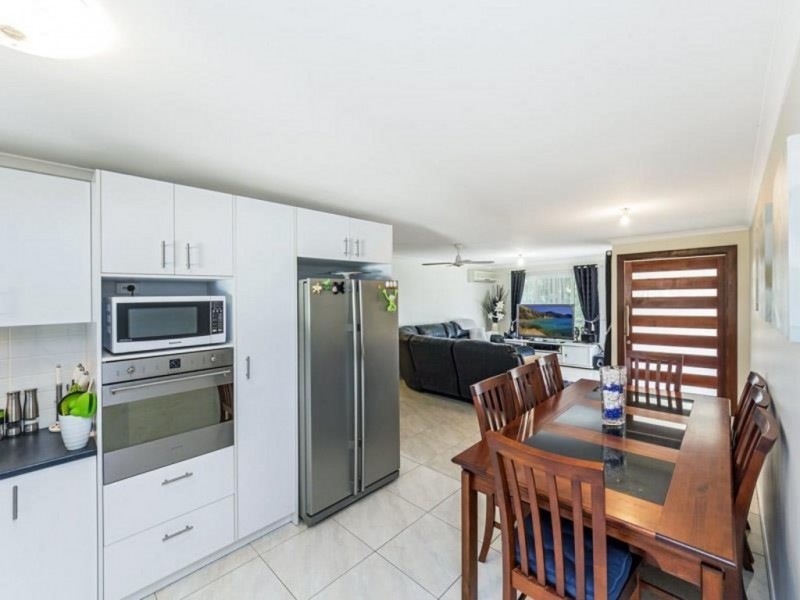 18 Comino St, Strathpine QLD 4500
