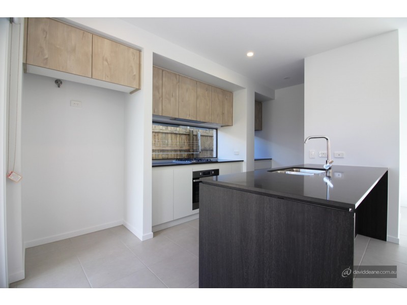 5 Monroe Crescent, Strathpine QLD 4500