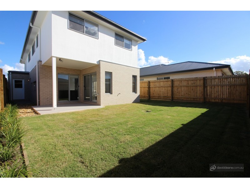 5 Monroe Crescent, Strathpine QLD 4500