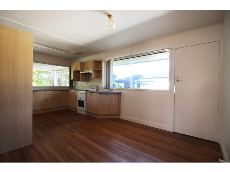 40 Fox Street, Strathpine QLD 4500