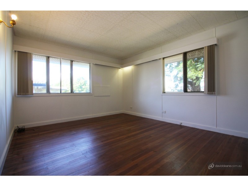 40 Fox Street, Strathpine QLD 4500