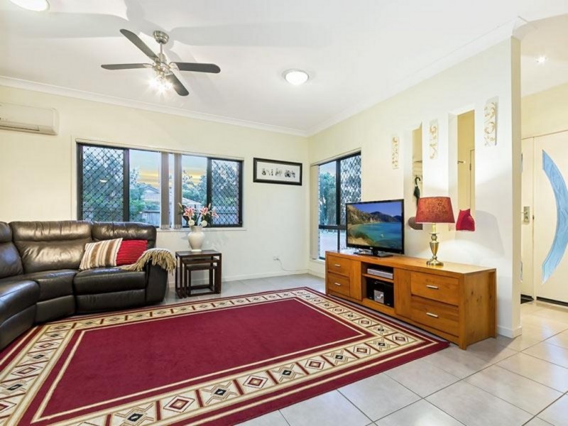 7 Flint St, Bray Park QLD 4500