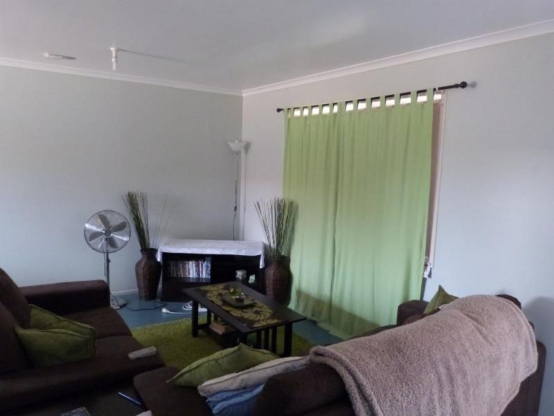 162 Morris Rd, Rothwell QLD 4022