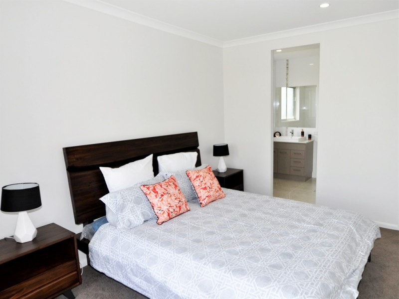 Ivory Curl Court (Off Silverash Court), Warner QLD 4500