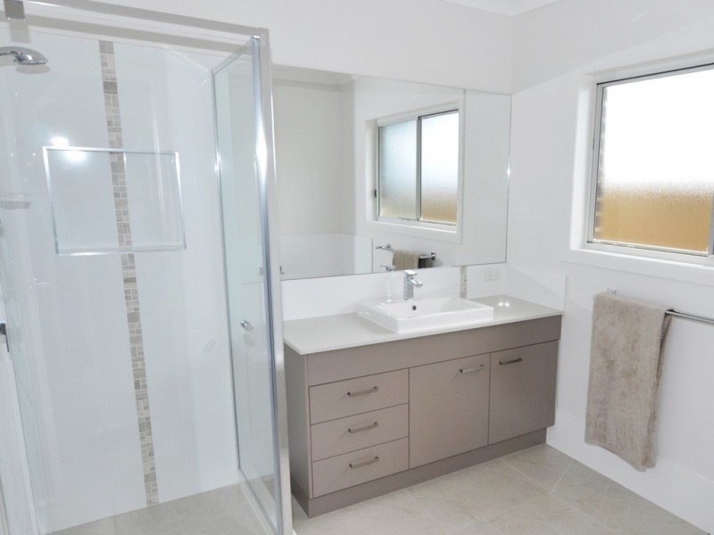 Ivory Curl Court (Off Silverash Court), Warner QLD 4500