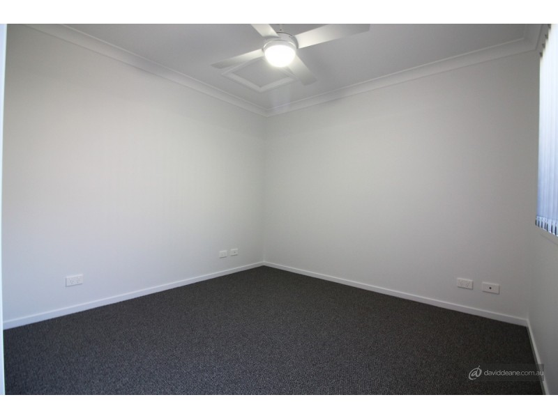 2/88 Jones Street, Rothwell QLD 4022