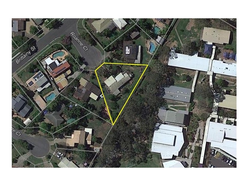 5 Roanne Court, Petrie QLD 4502