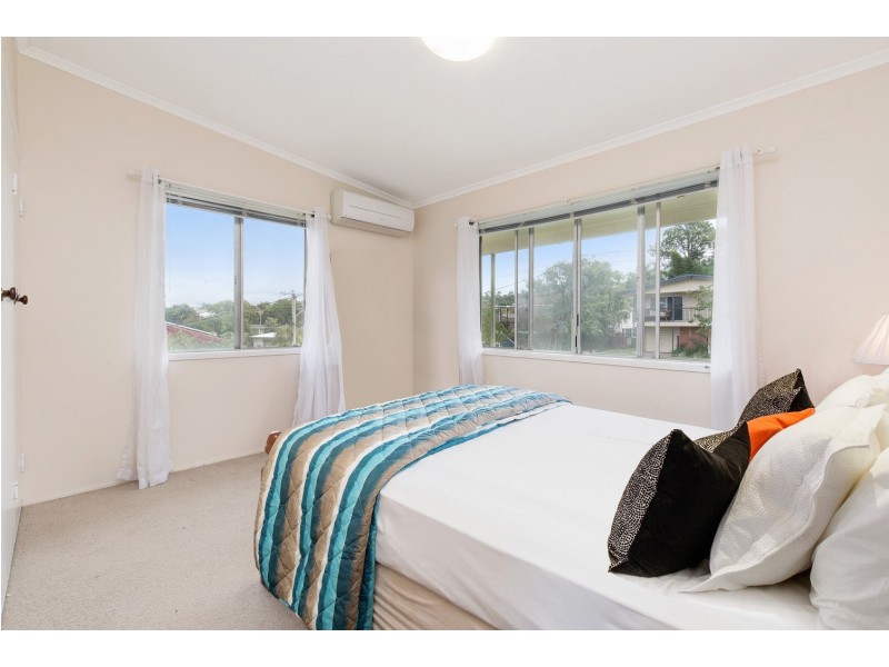 6 Eromba Crescent, Ferny Hills QLD 4055