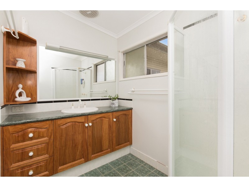 6 Eromba Crescent, Ferny Hills QLD 4055