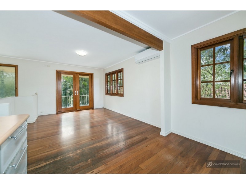 4 Normanhurst Court, Petrie QLD 4502