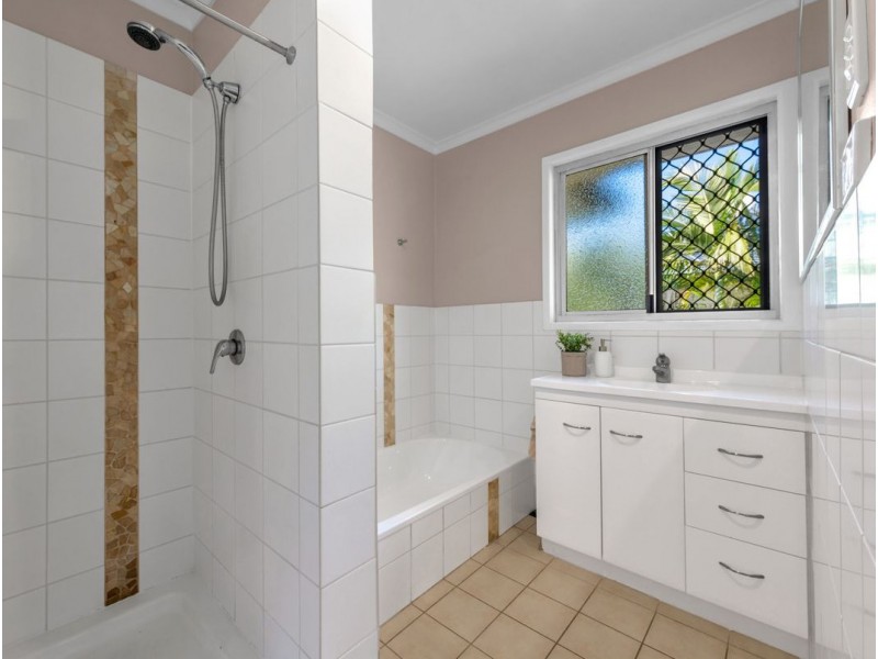 34 Calala Drive, Strathpine QLD 4500