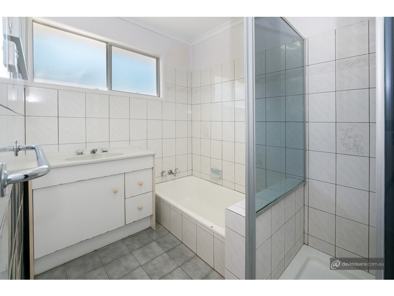 14 Janmarie Court, Kallangur QLD 4503