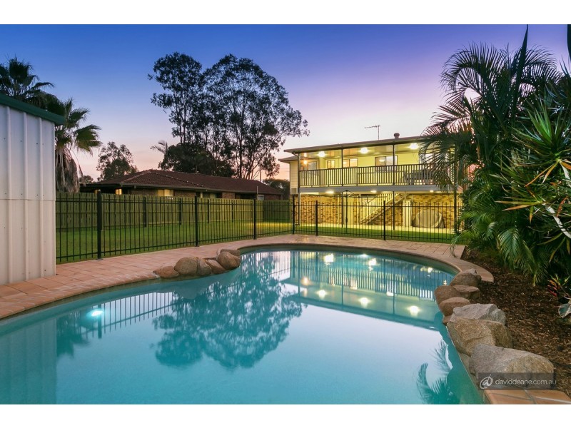11 Sunderland Drive, Bray Park QLD 4500