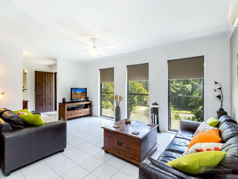 17 Killara Crescent, Petrie QLD 4502