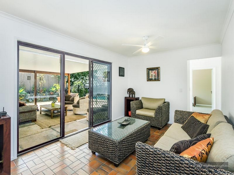 17 Killara Crescent, Petrie QLD 4502