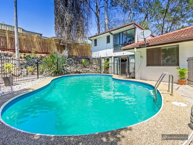 17 Killara Crescent, Petrie QLD 4502